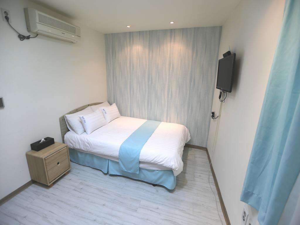 Must Stay Hotel Myeongdong Seoul Bagian luar foto