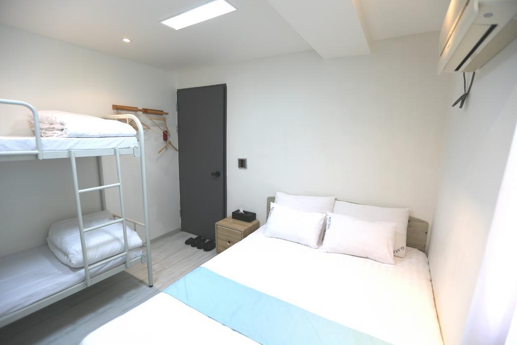 Must Stay Hotel Myeongdong Seoul Bagian luar foto